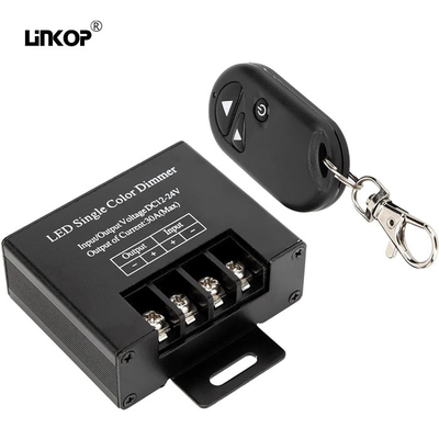 Un buen precio. Control de banda de luz de un solo color Concha metálica 30a 5-10 metros Distancia de control en línea