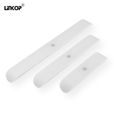 Un buen precio. Sensor de movimiento de detección de 120 grados luz batería de iones de litio recargable en línea